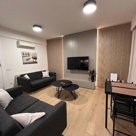 Daniela'S Modern Apartment Strovolos Exteriér fotografie